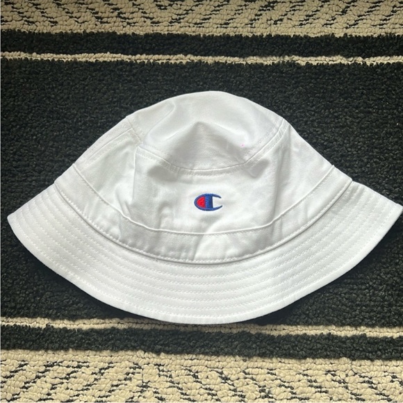 Champion Embroidered Logo Bucket Hat - Picture 4 of 7